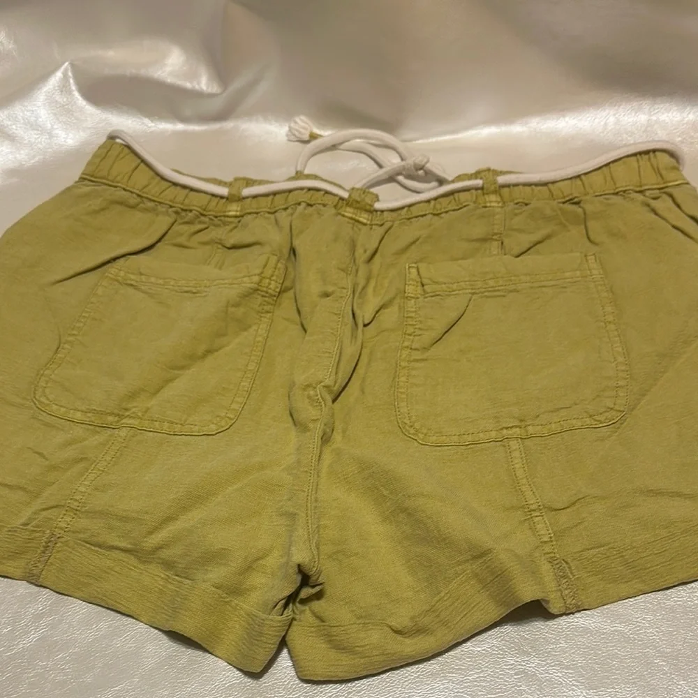 C&C California Yellow Athletic Shorts Relaxed Fit Drawstring